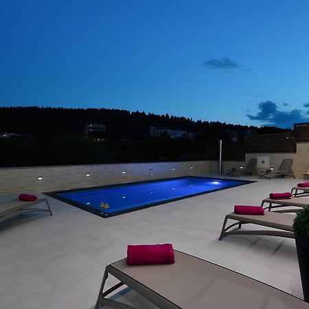 Apartments Villa Katija Дрвеник Екстериор снимка