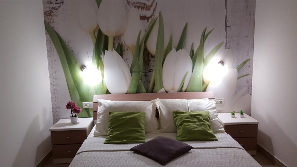 Apartments Villa Katija Дрвеник Екстериор снимка
