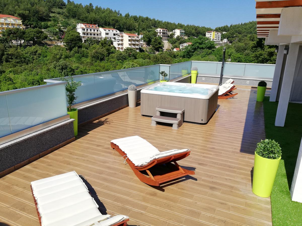 Apartments Villa Katija Дрвеник Екстериор снимка