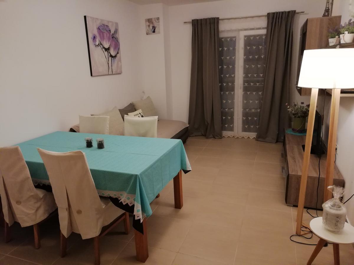 Apartments Villa Katija Дрвеник Екстериор снимка