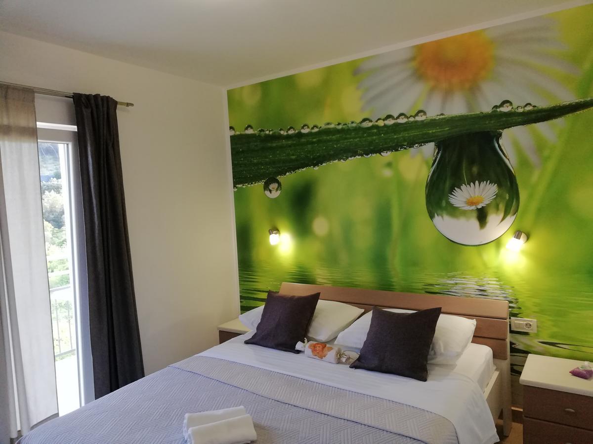 Apartments Villa Katija Дрвеник Екстериор снимка