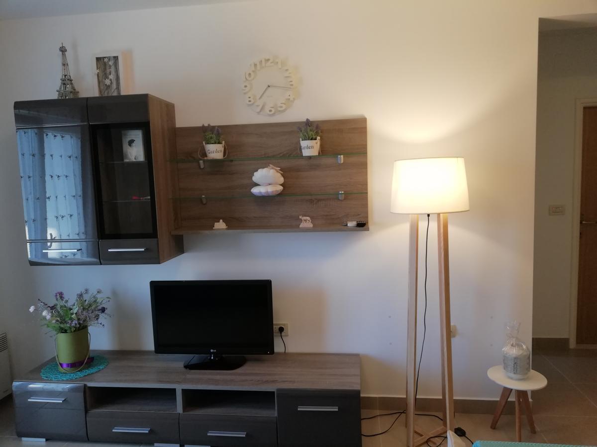 Apartments Villa Katija Дрвеник Екстериор снимка